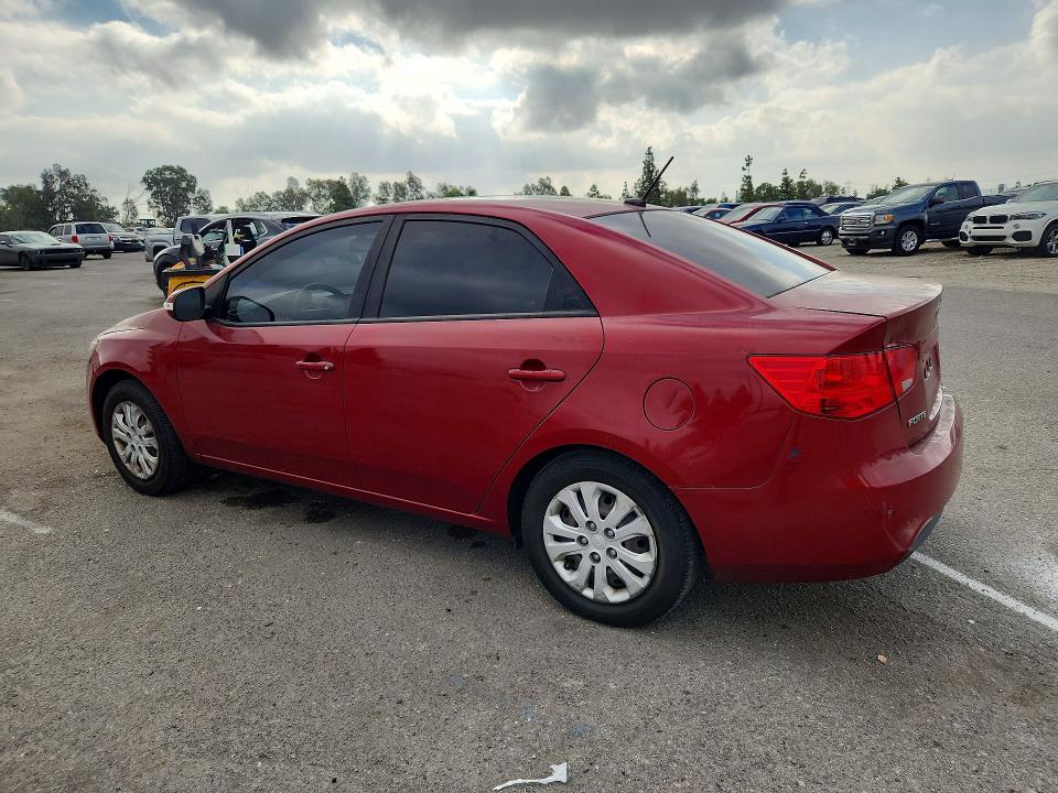 Photo 2 from auction – 2010 KIA FORTE with VIN KNAFU4A26A5808926