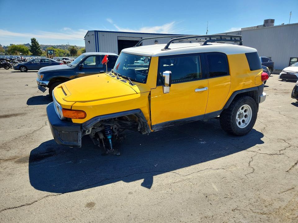 2007 TOYOTA FJ CRUISER - Търг №67689256