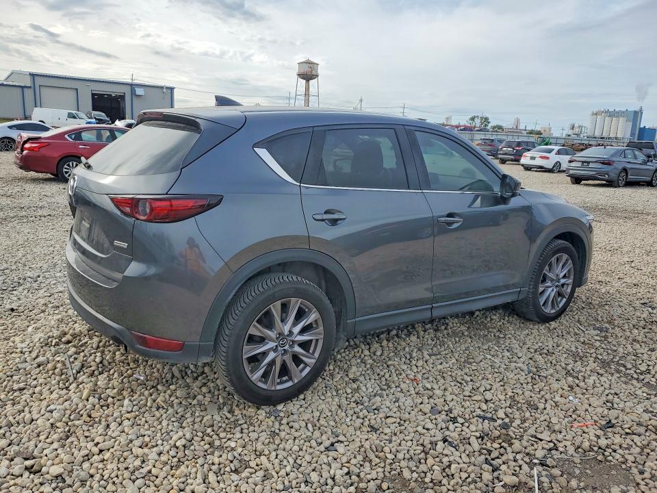 Photo 3 from auction – 2019 MAZDA CX-5 with VIN JM3KFBDYXK0691096