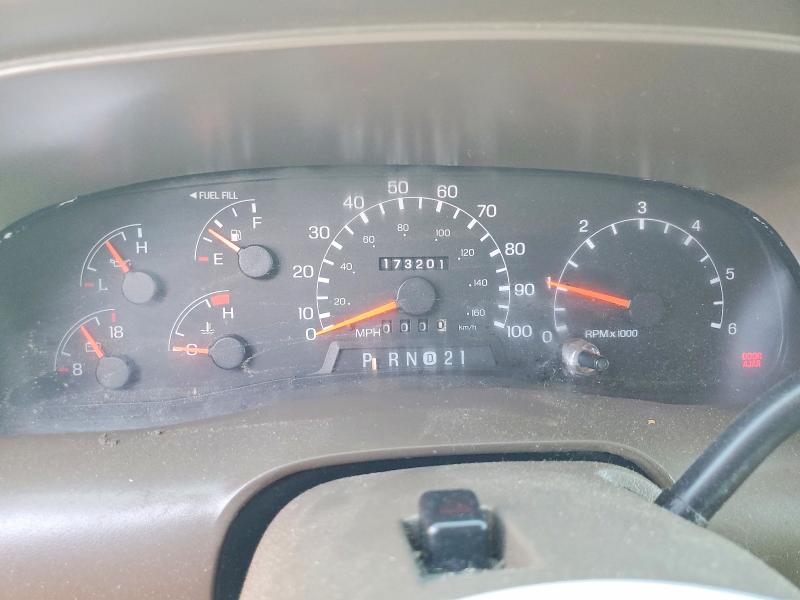 Photo 9 from auction – 2000 FORD EXCURSION with VIN 1FMNU40L1YEA82875