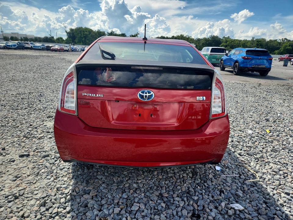 Photo 6 from auction – 2014 TOYOTA PRIUS with VIN JTDKN3DU8E0371570
