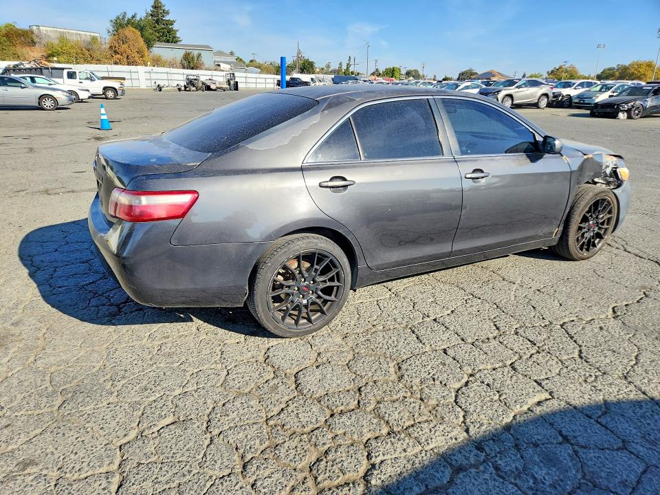Photo 3 from auction – 2007 TOYOTA CAMRY with VIN 4T1BE46K27U098943