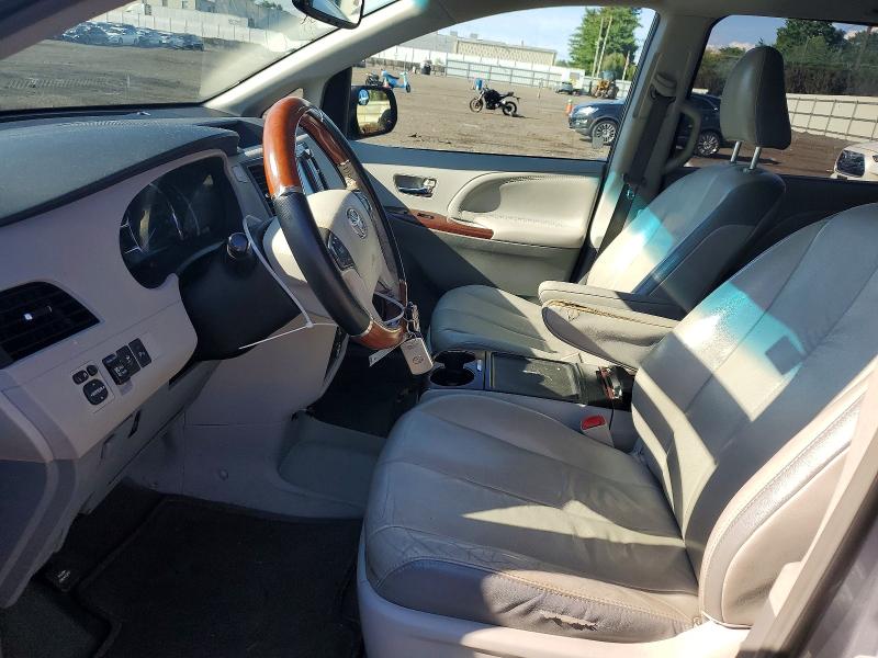 Photo 7 from auction – 2012 TOYOTA SIENNA with VIN 5TDDK3DC4CS036325