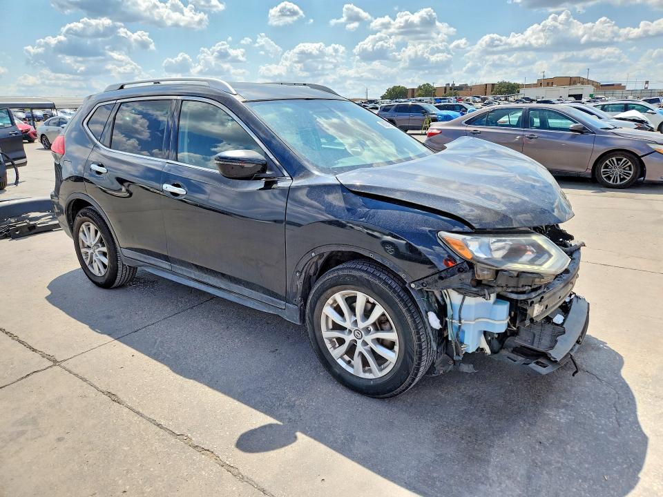 Photo 4 from auction – 2017 NISSAN ROGUE with VIN KNMAT2MT6HP516927