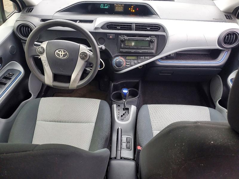 Foto 8 de la subasta – 2012 TOYOTA PRIUS C con VIN JTDKDTB36C1012318