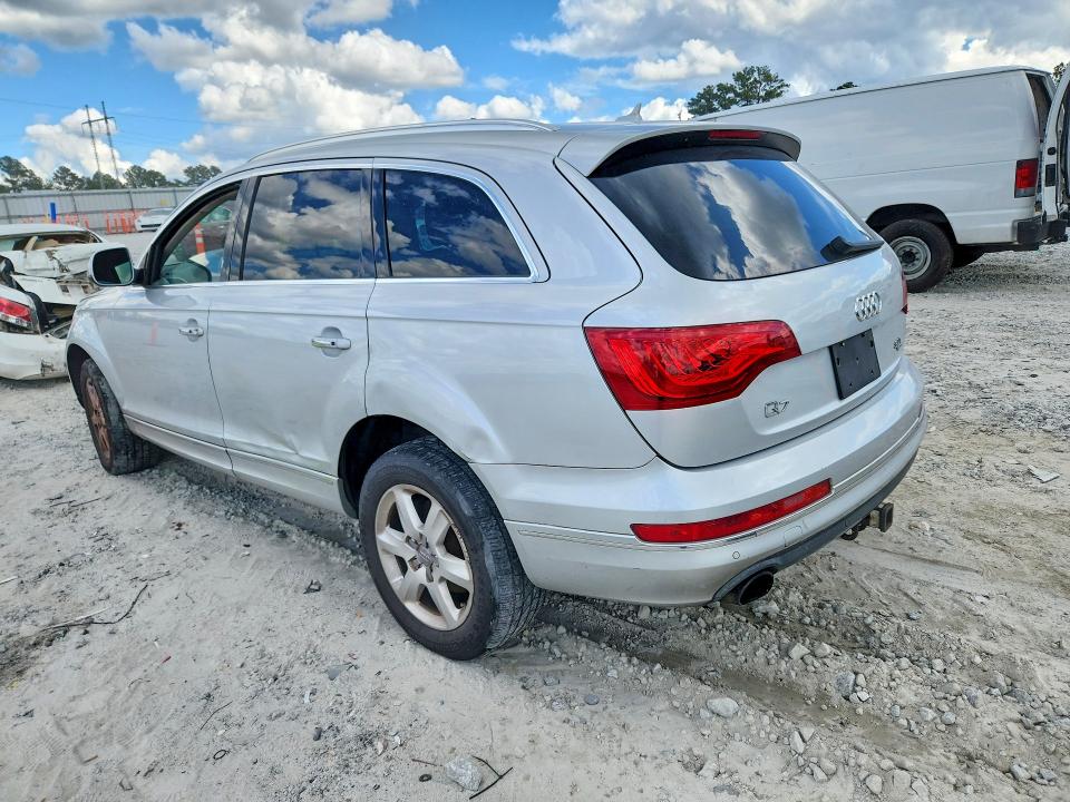 Photo 2 from auction – 2015 AUDI Q7 with VIN WA1LGAFE7FD020680
