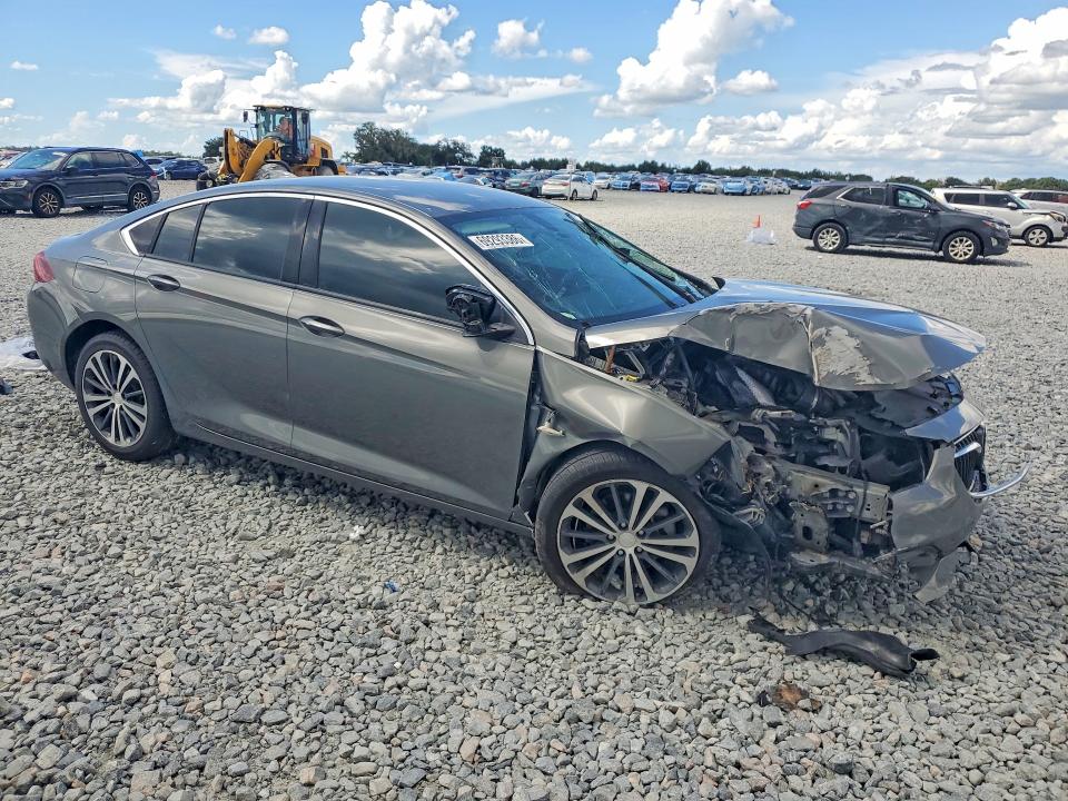 Photo 4 from auction – 2018 BUICK REGAL with VIN W04GP6SX9J1142103