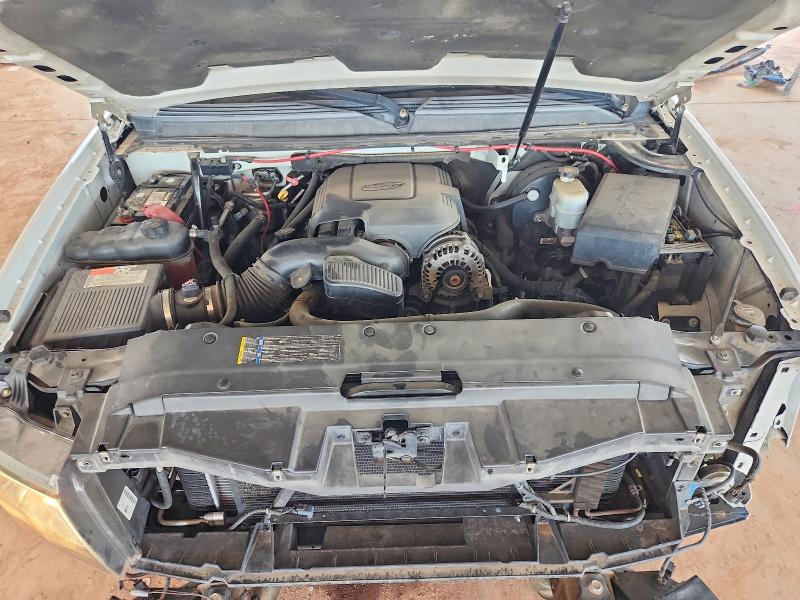 Photo 12 from auction – 2008 CHEVROLET TAHOE with VIN 1GNFC13098R154112