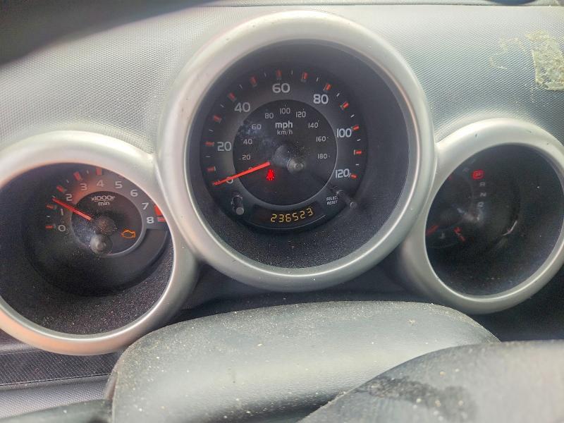 Photo 9 from auction – 2005 HONDA ELEMENT with VIN 5J6YH28655L018817