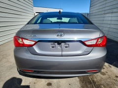 Zdjęcie 6 z aukcji – 2012 HYUNDAI SONATA z VIN 5NPEC4AC7CH401792