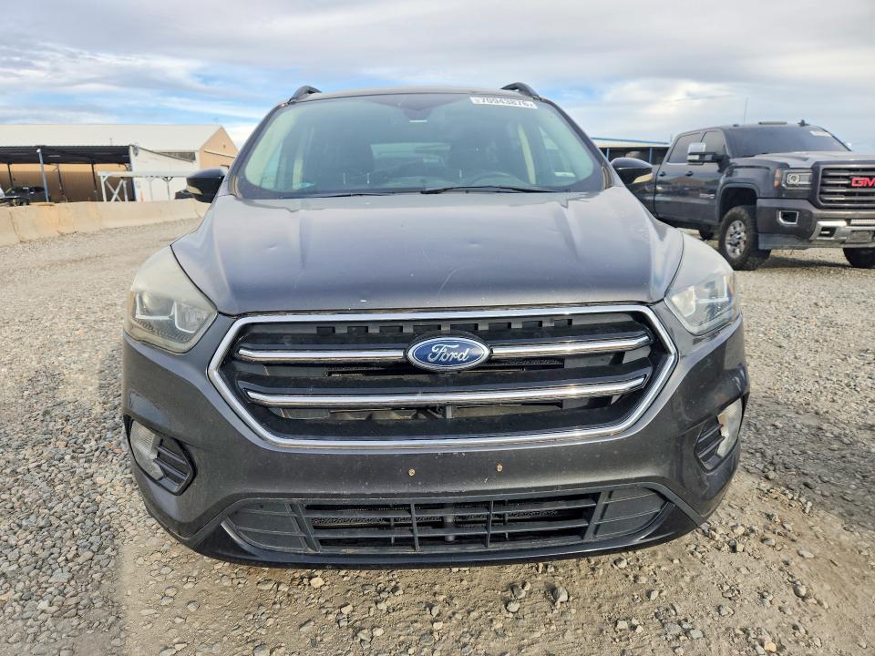 Снимка 5 от търг – 2017 FORD ESCAPE с VIN 1FMCU9J98HUC13586