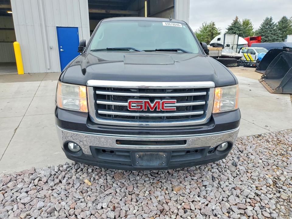 Foto 5 de la subasta – 2013 GMC SIERRA con VIN 1GTR1VE09DZ294901