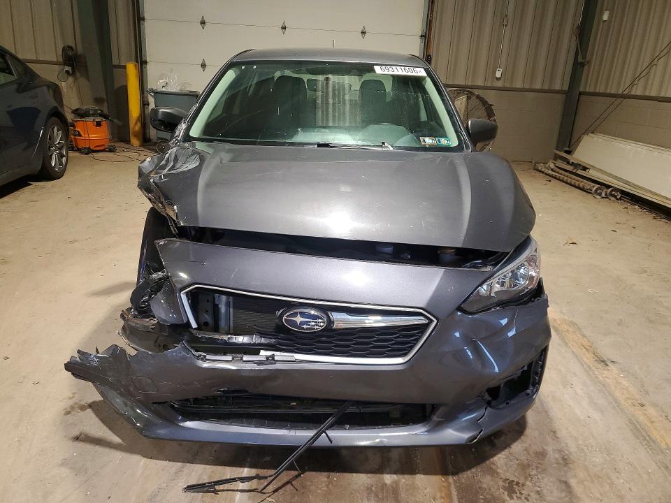 Zdjęcie 5 z aukcji – 2018 SUBARU IMPREZA z VIN 4S3GKAA66J3619509