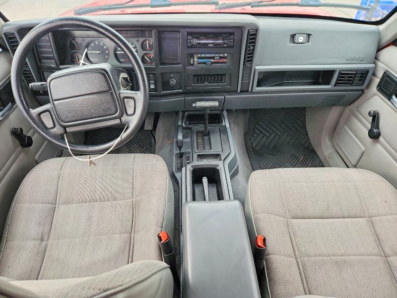 Photo 8 from auction – 1996 JEEP CHEROKEE with VIN 1J4FJ28S0TL300935