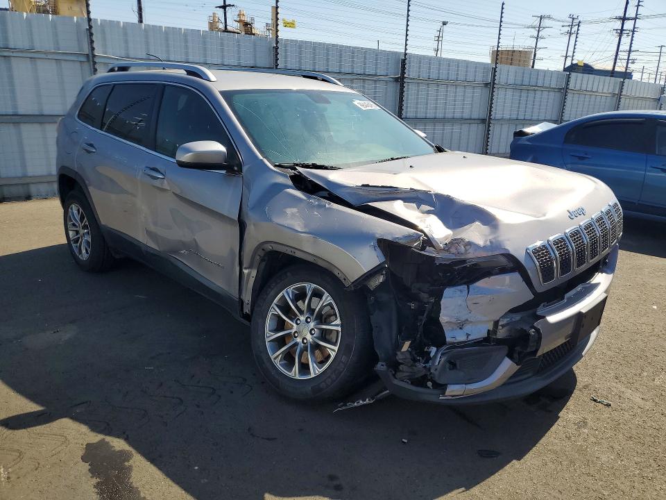 Снимка 4 от търг – 2019 JEEP CHEROKEE с VIN 1C4PJLLB3KD248359