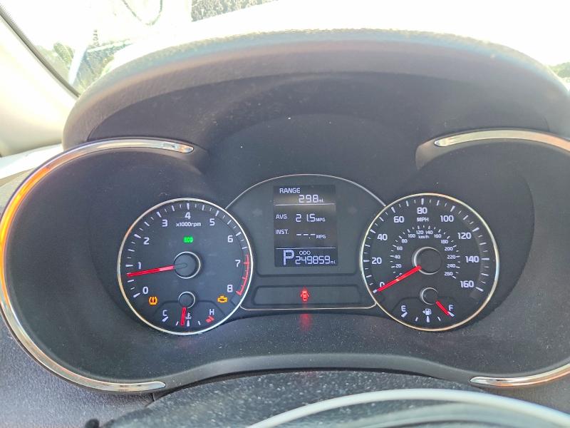 Снимка 9 от търг – 2015 KIA FORTE с VIN KNAFX4A60F5395595