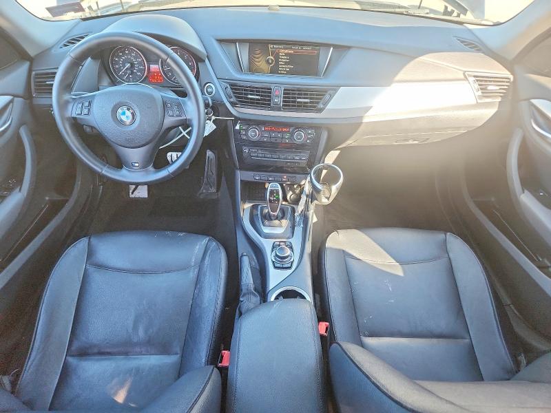 Zdjęcie 8 z aukcji – 2015 BMW X1 z VIN WBAVM1C53FV318307
