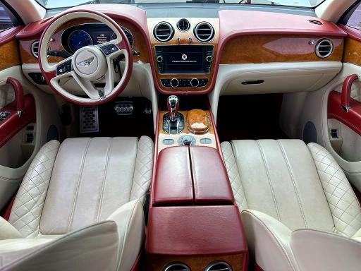 Снимка 9 от търг – 2017 BENTLEY BENTAYGA с VIN SJAAC2ZV0HC015180