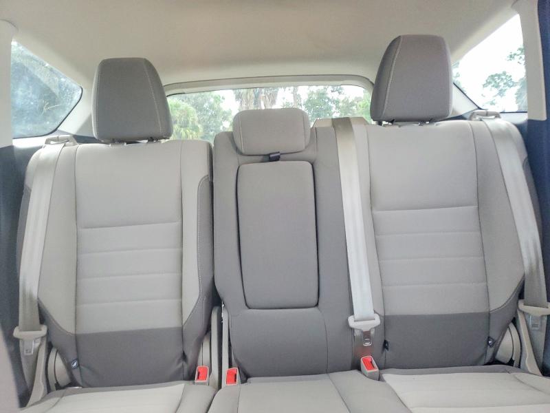 Снимка 10 от търг – 2016 FORD ESCAPE с VIN 1FMCU0G75GUA81323