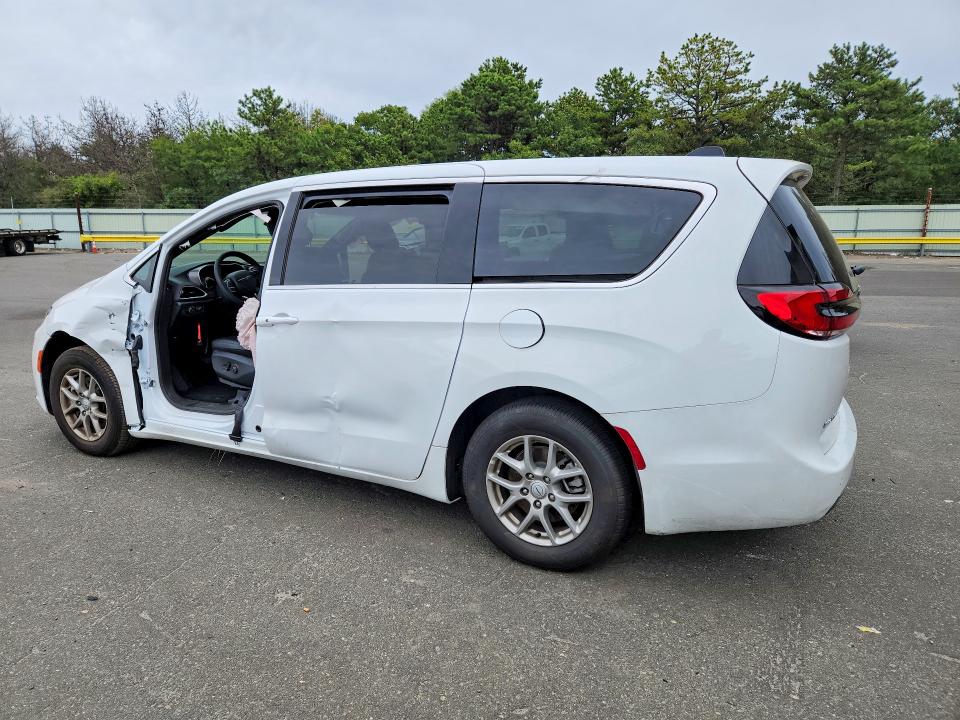 Foto 2 de la subasta – 2026 CHRYSLER PACIFICA con VIN 2C4RC1BG9TR272748