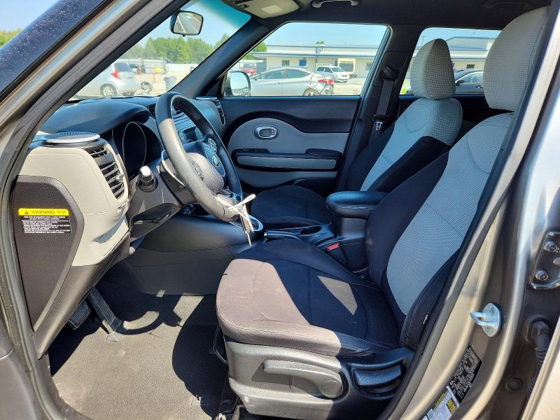 Фото 7 с аукциона – 2015 KIA SOUL с VIN KNDJN2A29F7205155