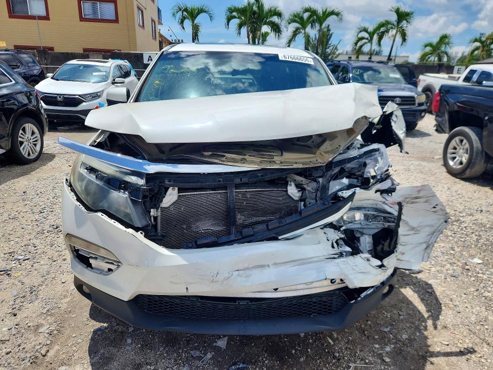 Photo 5 from auction – 2017 HONDA PILOT with VIN 5FNYF5H57HB048106