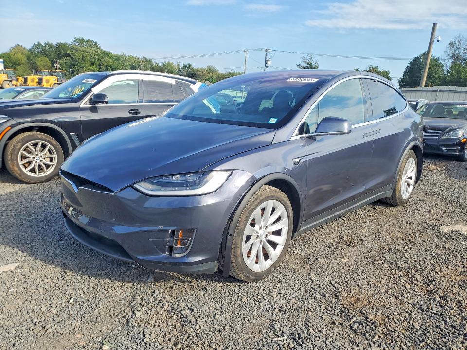 2018 TESLA MODEL X - Търг №69343946