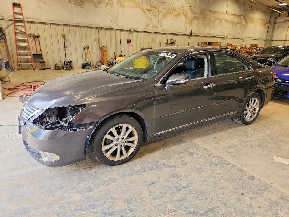LEXUS ES 2010 with VIN JTHBK1EG1A2364219 - Photo from auction