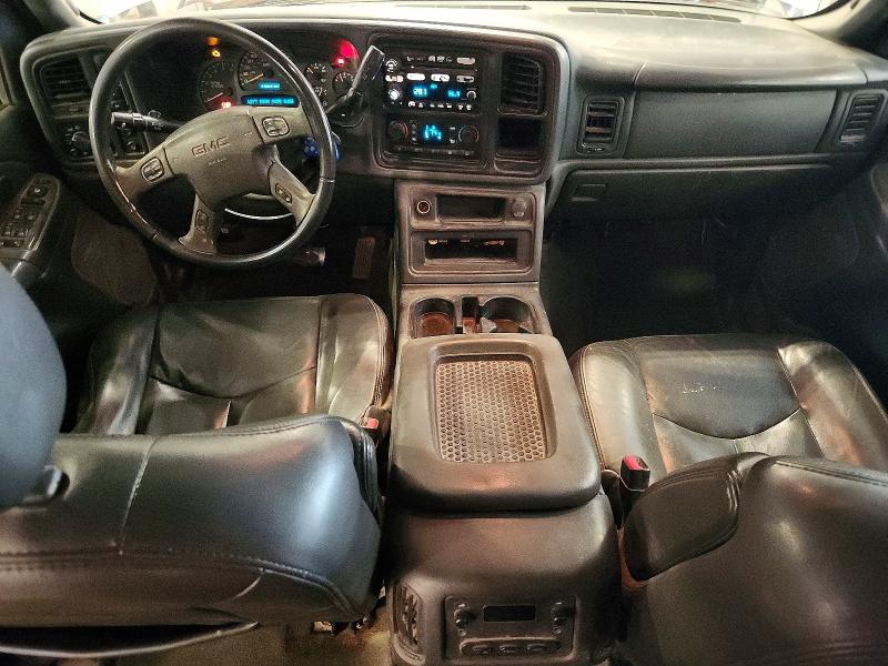 Photo 8 from auction – 2005 GMC SIERRA with VIN 1GTHK23275F948597
