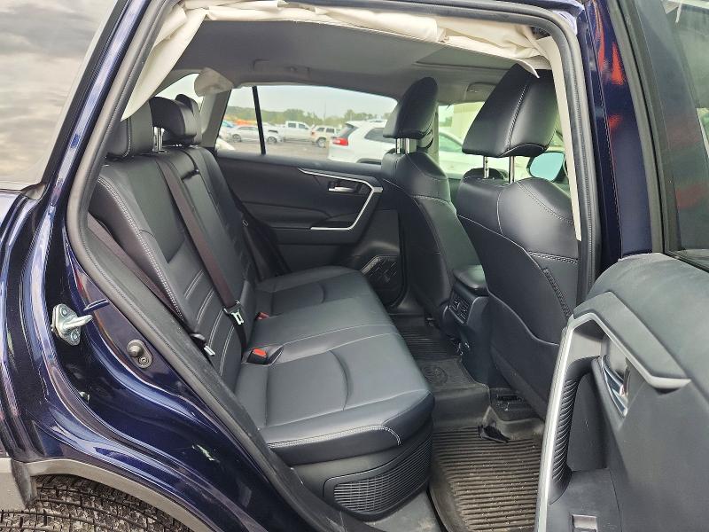 صورة رقم 11 من المزاد - 2022 TOYOTA RAV4 مع VIN JTMB6RFV1ND051327