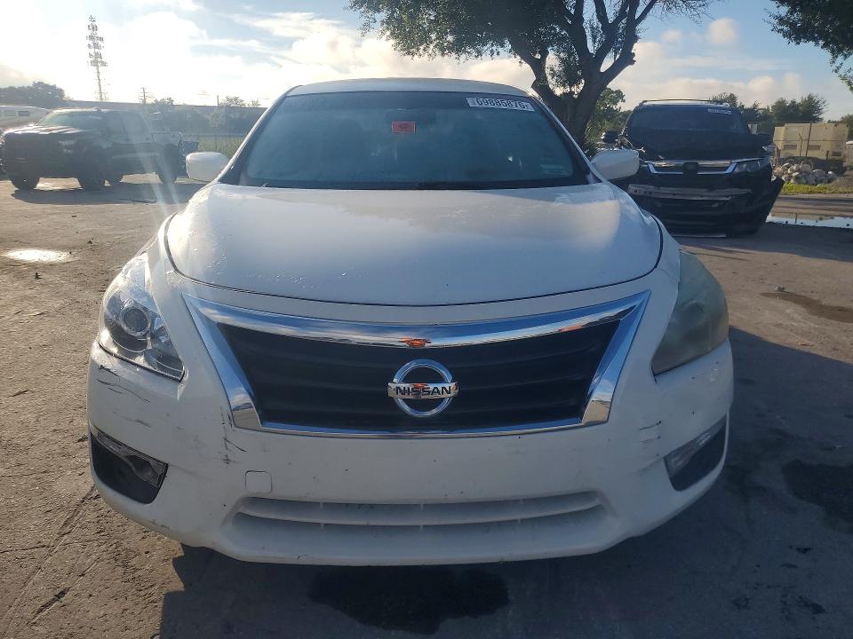 Photo 5 from auction – 2015 NISSAN ALTIMA with VIN 1N4AL3AP5FC252235