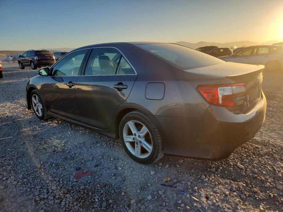 Photo 2 from auction – 2013 TOYOTA CAMRY with VIN 4T1BF1FK9DU264804