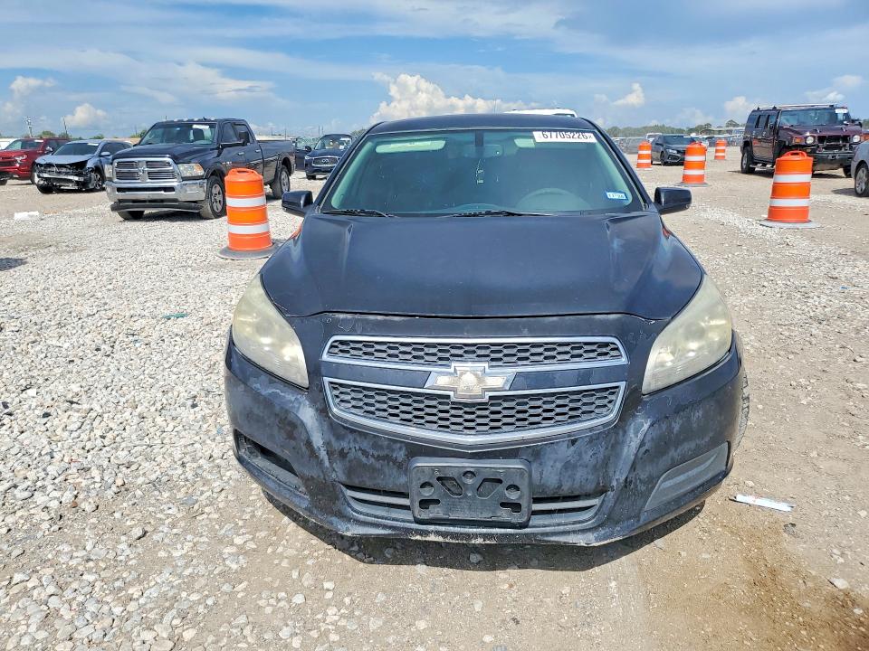 Photo 5 from auction – 2013 CHEVROLET MALIBU with VIN 1G11C5SA0DF319960