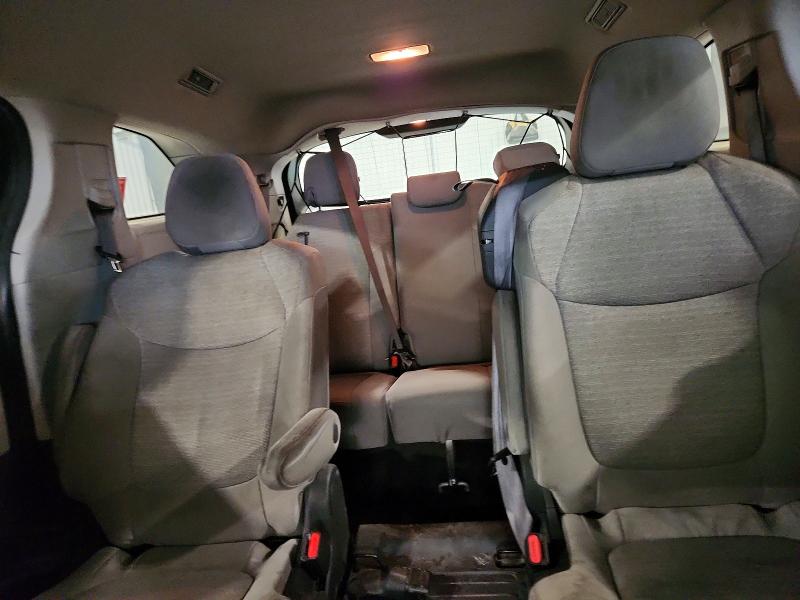 Foto 10 de la subasta – 2022 TOYOTA SIENNA con VIN 5TDKSKFC4NS066040