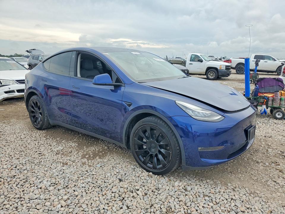 Foto 4 de la subasta – 2022 TESLA MODEL Y con VIN 7SAYGDEE2NF480824