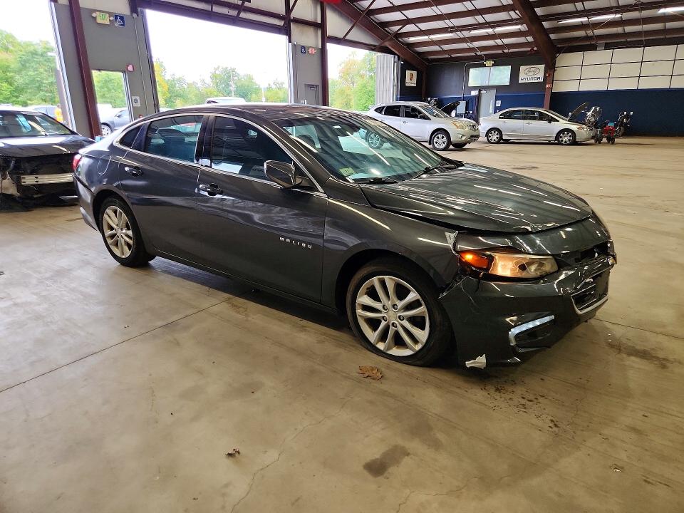Photo 4 from auction – 2018 CHEVROLET MALIBU with VIN 1G1ZD5ST7JF215849