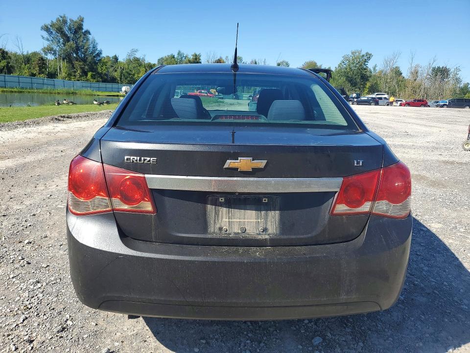 Снимка 6 от търг – 2014 CHEVROLET CRUZE с VIN 1G1PC5SB2E7481166