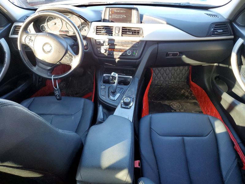 Foto 8 de la subasta – 2015 BMW 320 con VIN WBA3C3G51FNS74338