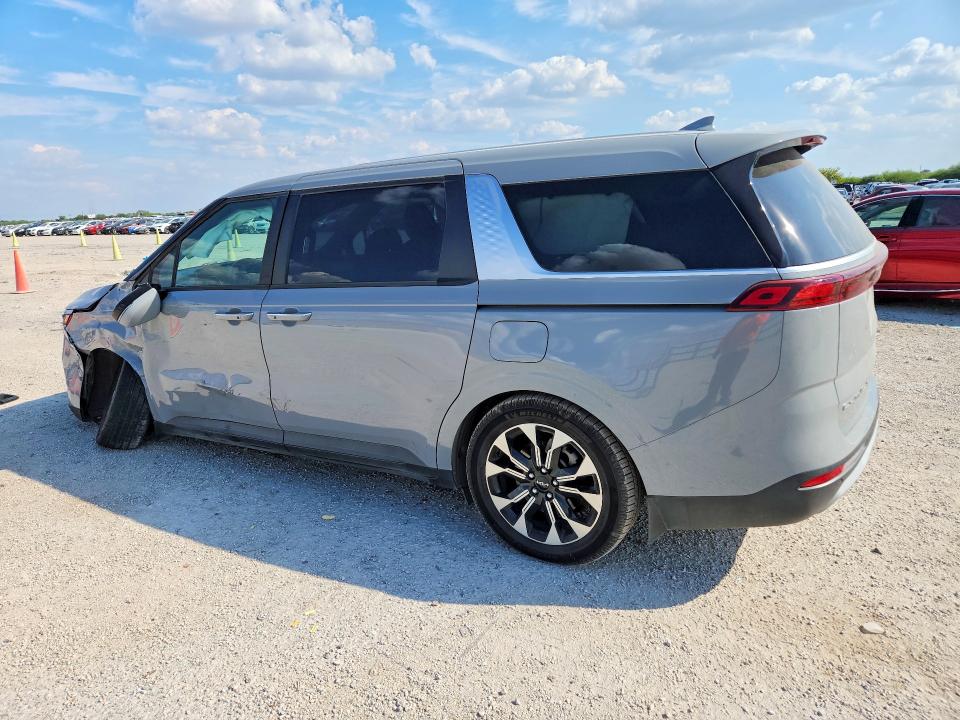 Photo 2 from auction – 2022 KIA CARNIVAL with VIN KNDNC5H32N6086859
