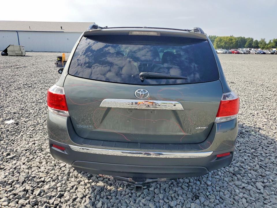 Photo 6 from auction – 2013 TOYOTA HIGHLANDER with VIN 5TDDK3EH7DS259616