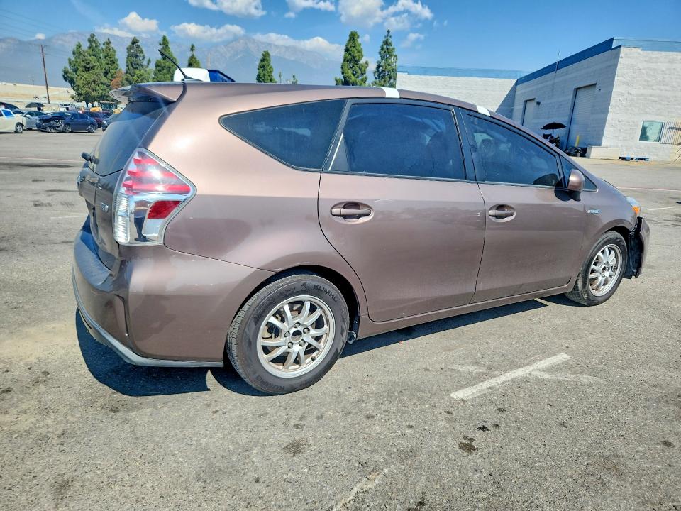 Снимка 3 от търг – 2017 TOYOTA PRIUS V с VIN JTDZN3EU6HJ058769