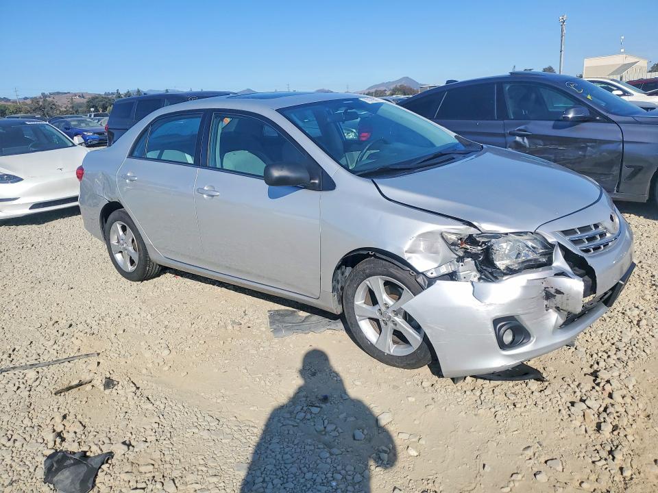 Photo 4 from auction – 2013 TOYOTA COROLLA with VIN 5YFBU4EE9DP172340