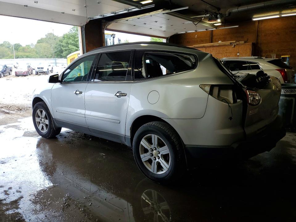 Photo 2 from auction – 2010 CHEVROLET TRAVERSE with VIN 1GNLVFED2AS128993