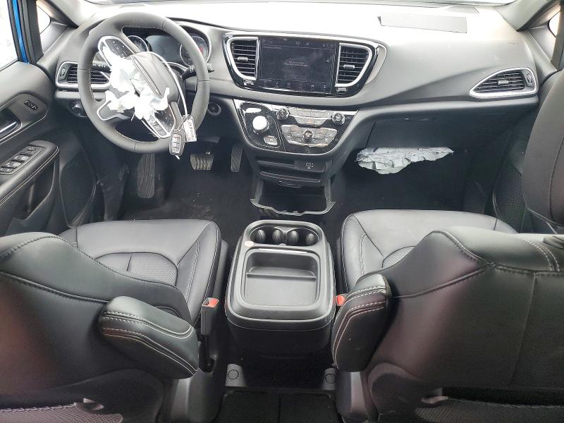Photo 8 from auction – 2027 CHRYSLER PACIFICA with VIN 2C4RC1BGXVR586881