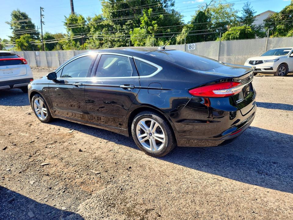 Photo 2 from auction – 2018 FORD FUSION with VIN 3FA6P0HD0JR220906