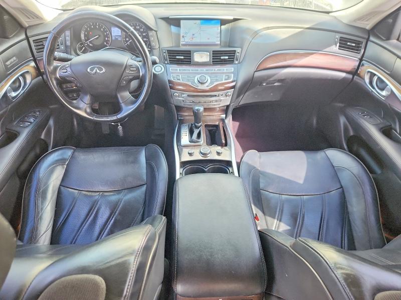 Photo 8 from auction – 2017 INFINITI Q70L with VIN JN1BY1PR6HM210413