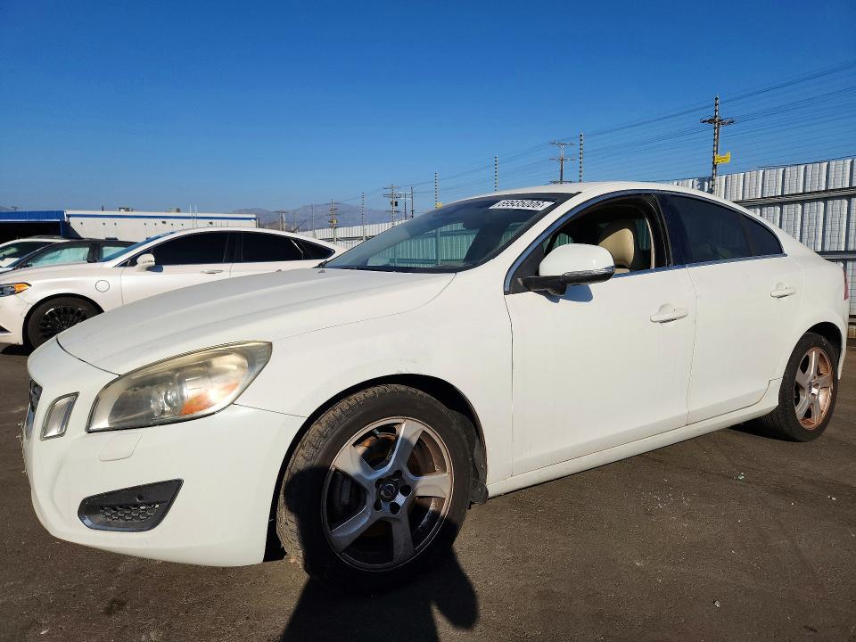 2013 VOLVO S60 - Търг №69935006