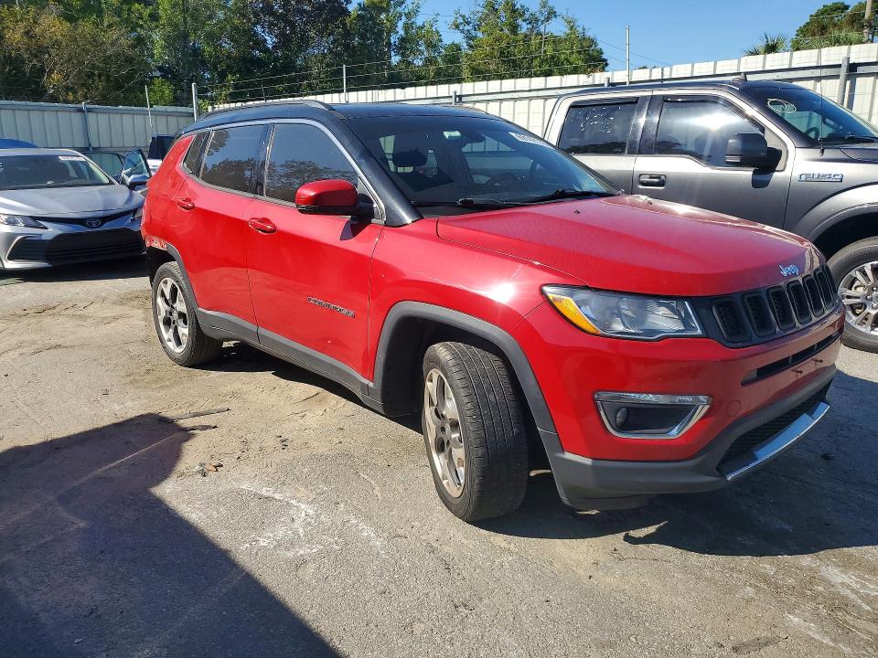 Photo 4 from auction – 2018 JEEP COMPASS with VIN 3C4NJDCB0JT231069