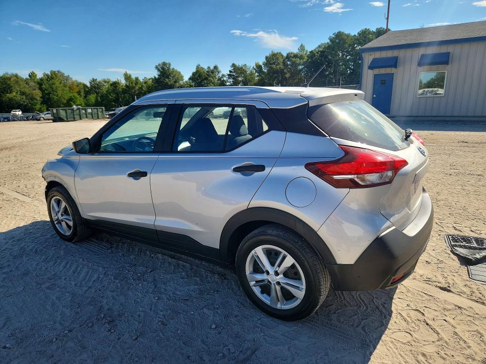 Снимка 2 от търг – 2019 NISSAN KICKS с VIN 3N1CP5CU8KL565092