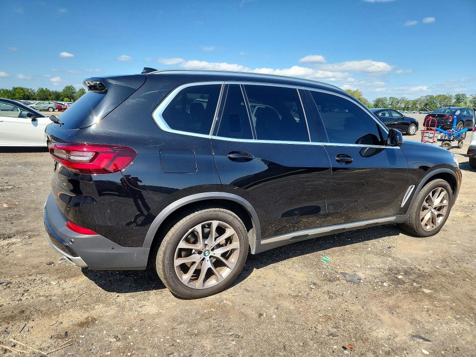 صورة رقم 3 من المزاد - 2023 BMW X5 مع VIN 5UXCR6C02P9N45834